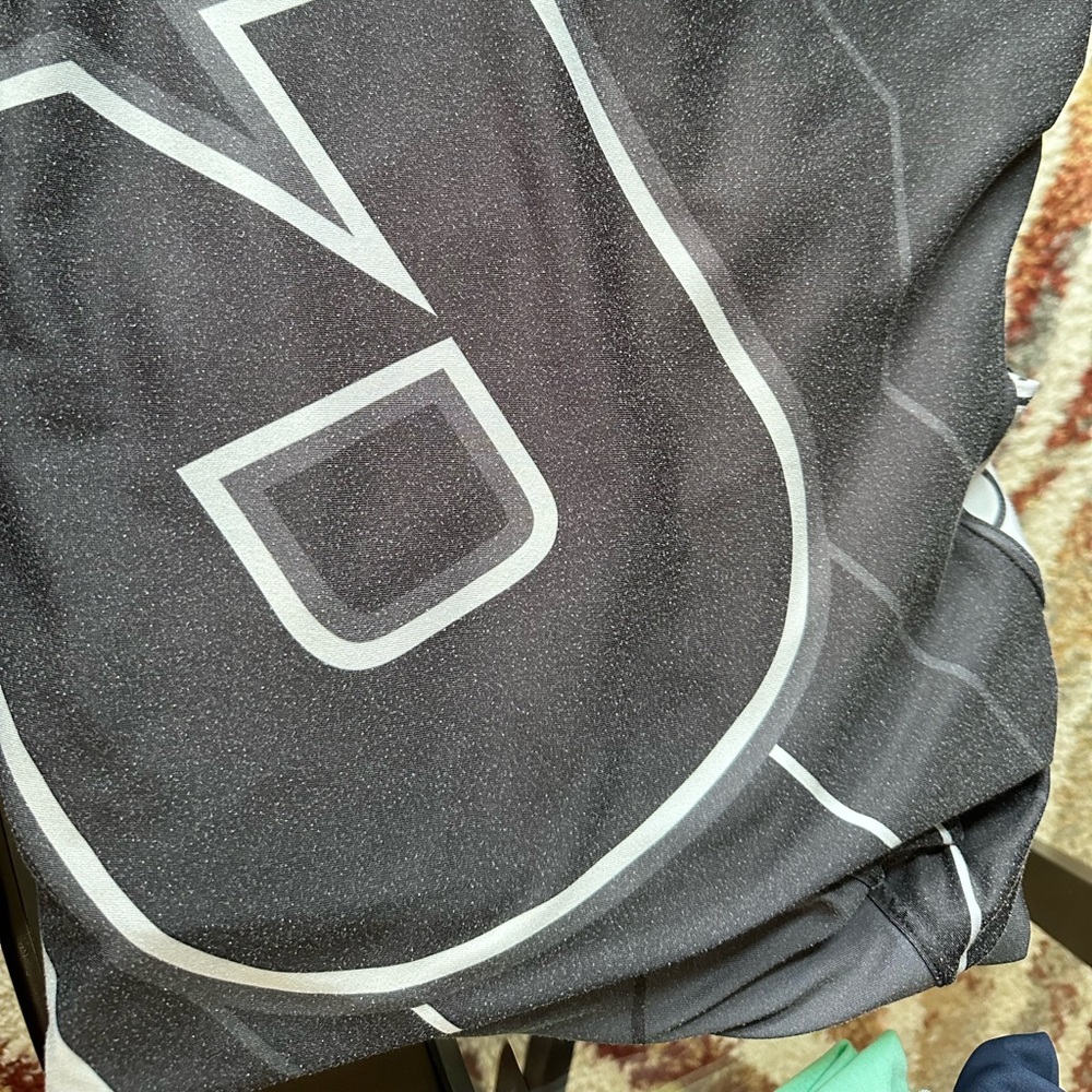 Demarini Sweatshirt with zip pocket
